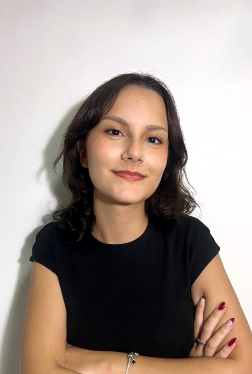 ZEYNEP YAMAN / STAJYER